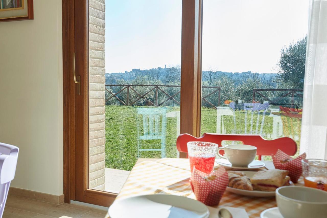 Agriturismo Nido Delle Rondini Macerata Exterior foto